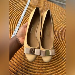 Salvatore Ferragamo Beige Leather Flats